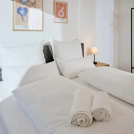Moderne Mit Highspeed-wlan Und Gratis-tiefgarage Ihr Perfekter Rueckzugsort Nahe Dem Zentrum Und Der Therme I Barrierearm *