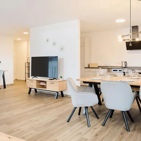 Rent4living Wlan I Tiefgarage I Nahe Dem Zentrum Und Therme I Barrierearm Apartment *