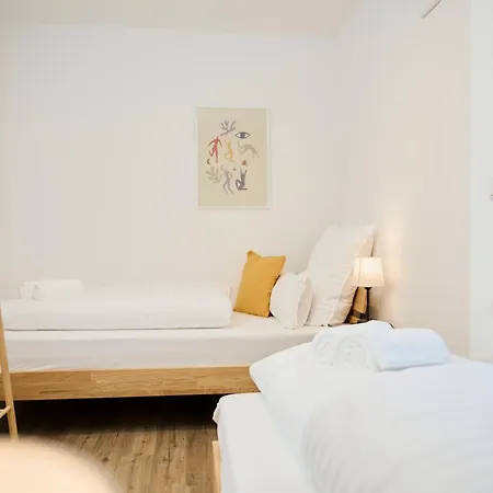 Moderne Mit Highspeed-wlan Und Gratis-tiefgarage Ihr Perfekter Rueckzugsort Nahe Dem Zentrum Und Der Therme I Barrierearm Appartement
