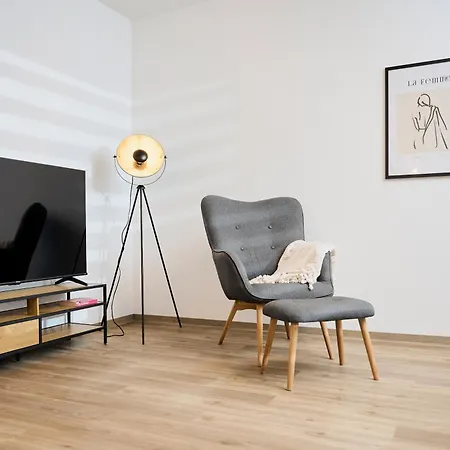 Moderne Mit Highspeed-wlan Und Gratis-tiefgarage Ihr Perfekter Rueckzugsort Nahe Dem Zentrum Und Der Therme I Barrierearm *