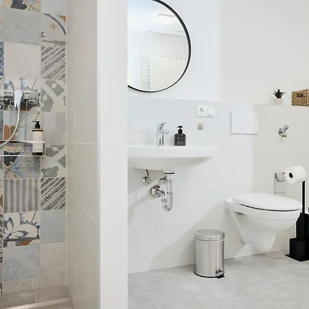 Moderne Mit Highspeed-wlan Und Gratis-tiefgarage Ihr Perfekter Rueckzugsort Nahe Dem Zentrum Und Der Therme I Barrierearm Apartment Bad Kissingen