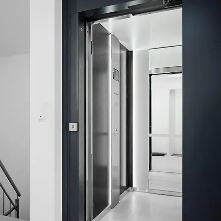 Rent4living Wlan I Kostenfreie Tiefgarage I Therme 5 Minuten Zu Fuss I Barrierearm